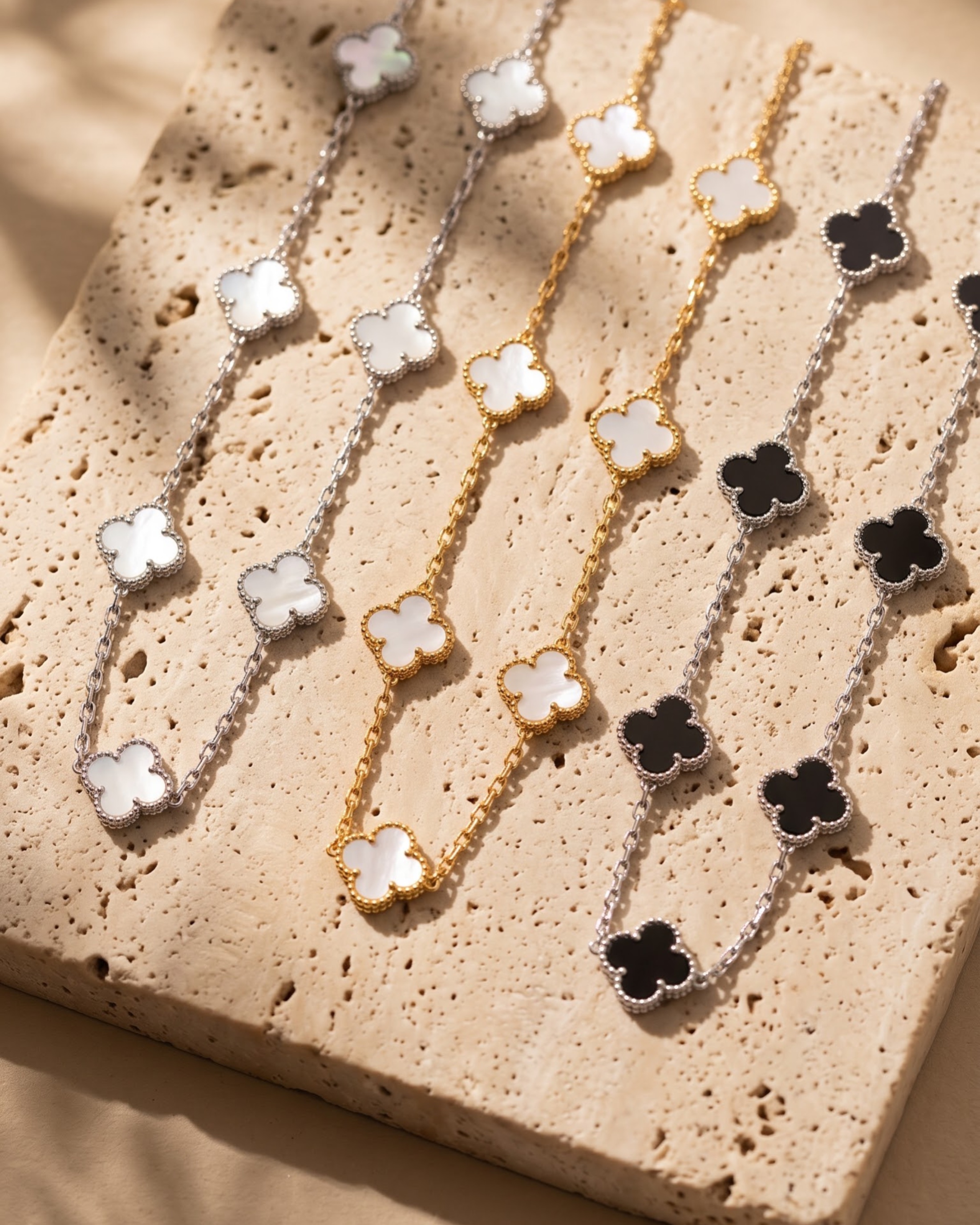 گردنبند ونکلیف van cleef رنگ ثابت و ضد حساسیت